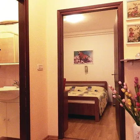Apartman Awesome In Novigrad With Kitchen Novigrad (Istria)