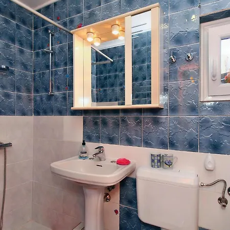 Awesome In Novigrad With Kitchen